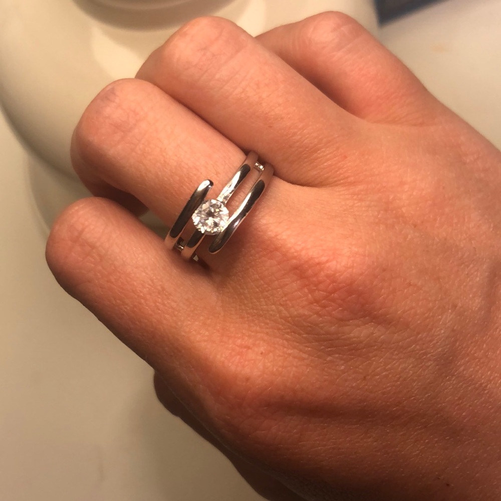 Diamond ring